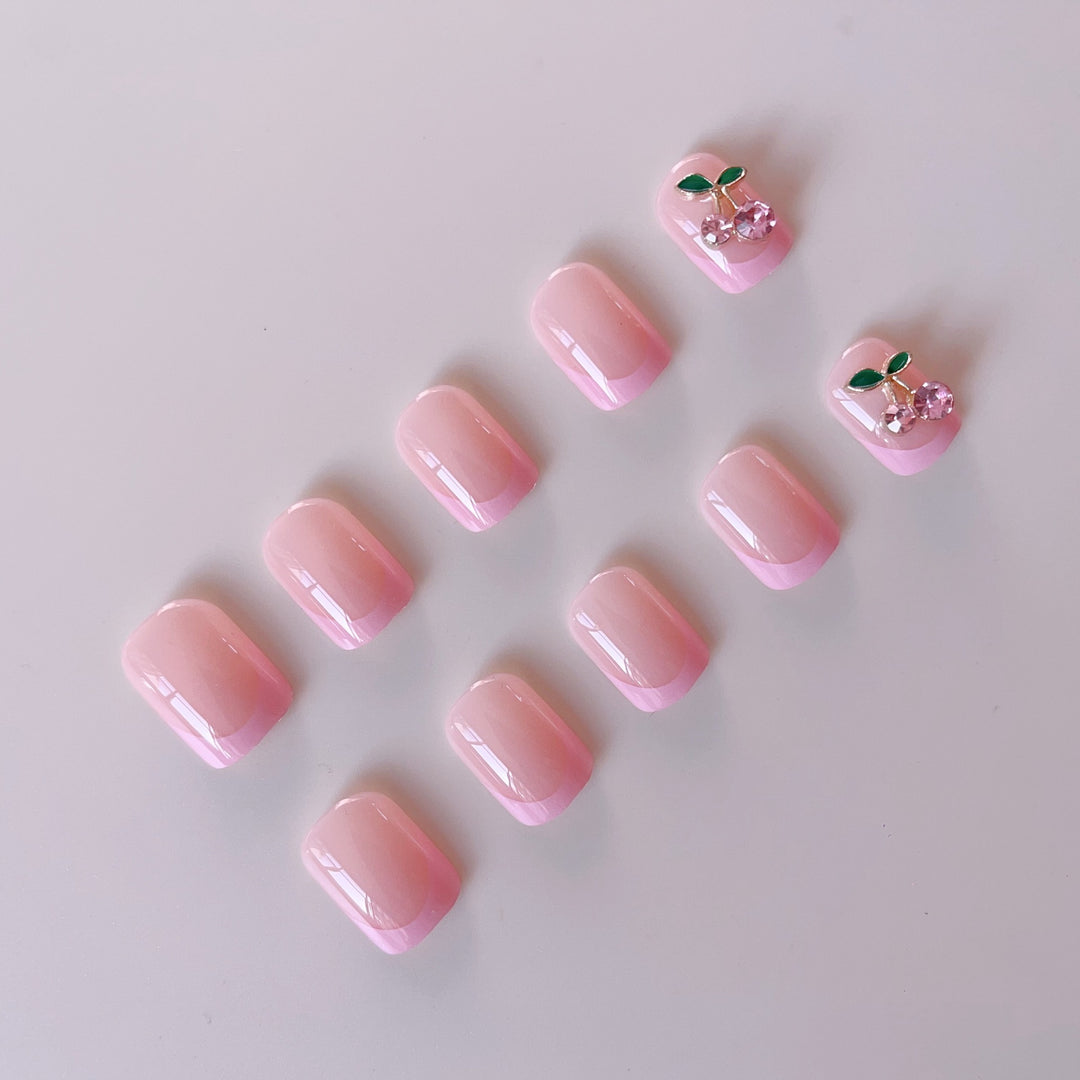 Artificial nail set with unique floral accents Bowlift