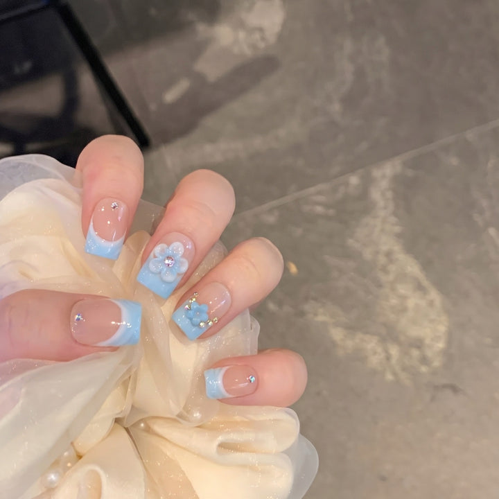 Floral Fantasy Press-On Nail Art Set Bowlift