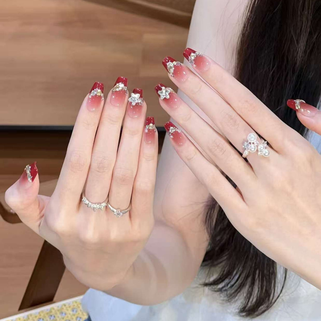Decorative Floral Press-On Nails Bowlift