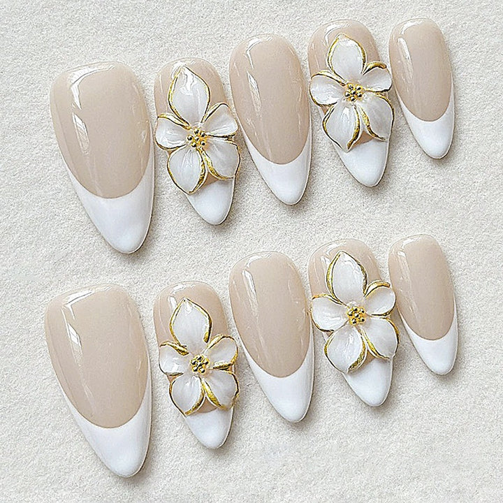 Artificial nail set with elegant flowers and glitter decorations Bowlift