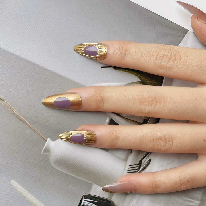 Artistic Press-On Nail Set with Gold and Purple Accents Bowlift
