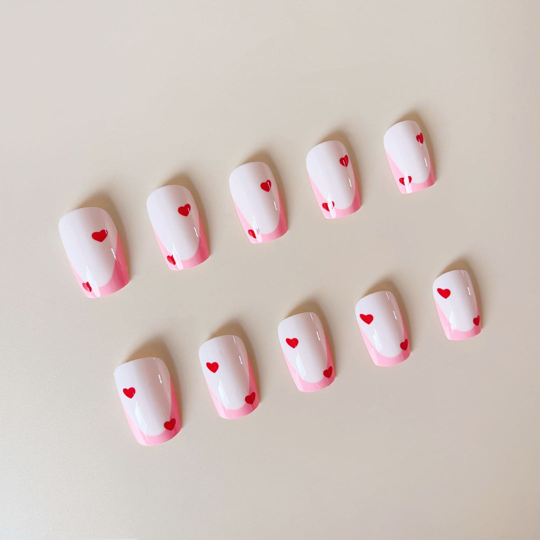 Nail Art Set with playful heart motif and elegant accents Bowlift