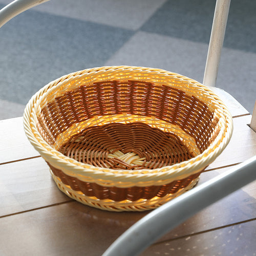 Basket with handwoven design Bowlift