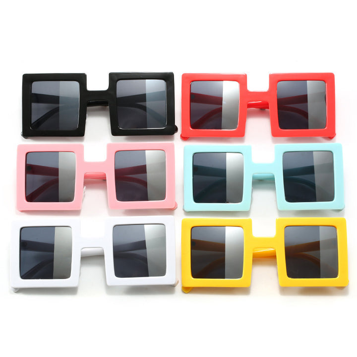 Women's fashionable square sunglasses with a unique, clear design Bowlift