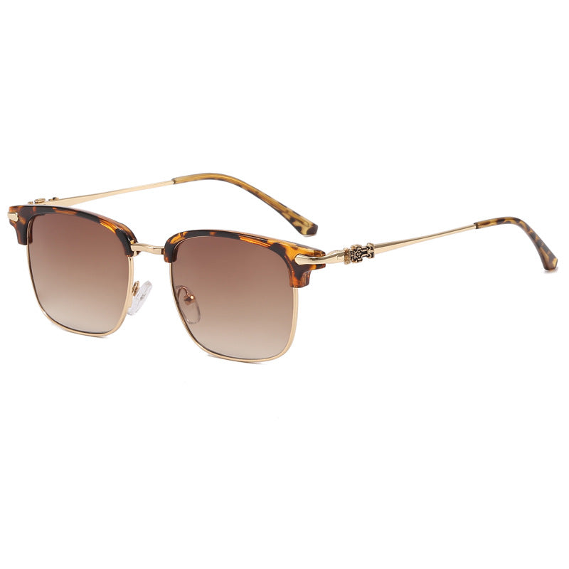 Ladies fashionable glasses in elegant and filigree design Bowlift