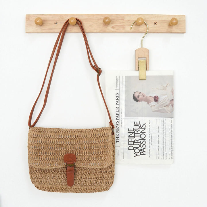 Shoulder bag made of woven natural material with adjustable leather shoulder strap Bowlift