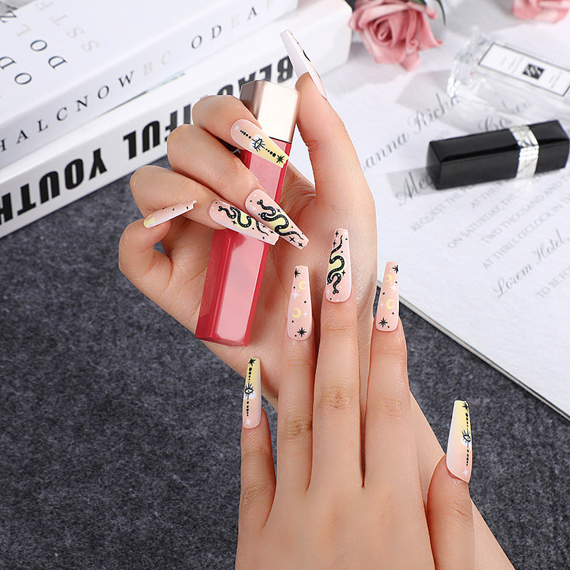 Creative artificial nails with unique patterns Bowlift