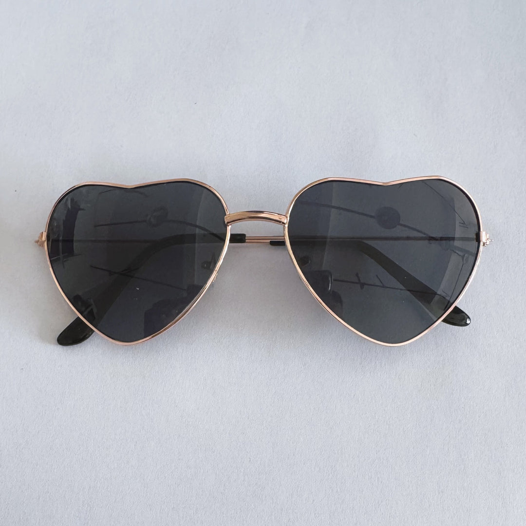 Innovative Winged Reflective Sunglasses Bowlift