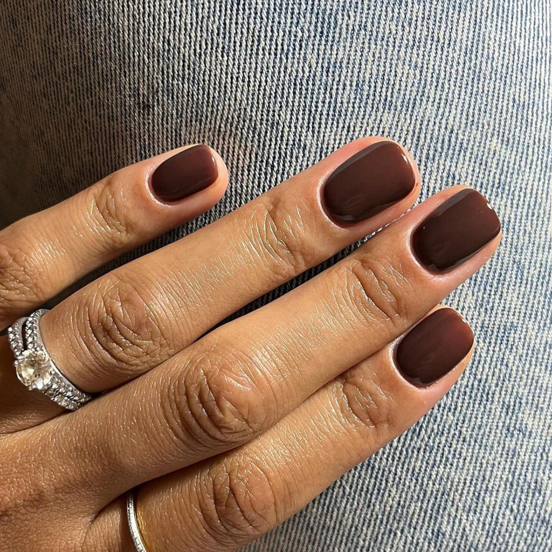 Artful Nail Extensions with Elegant Glossy Finish Bowlift