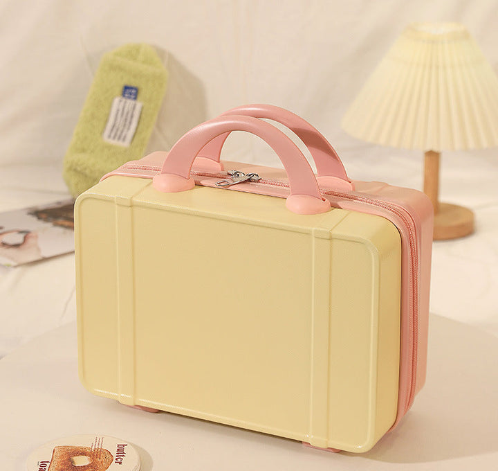 hard-shell travel cosmetic case with double-zip closure top handle and protective feet Bowlift