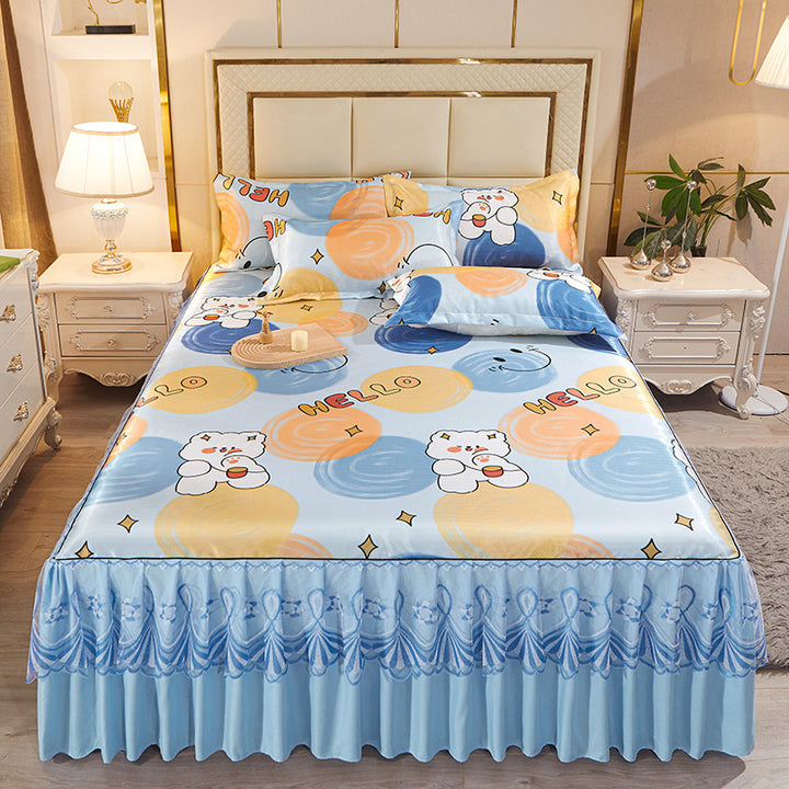 Ladies daybed cover with playful bear motif Bowlift