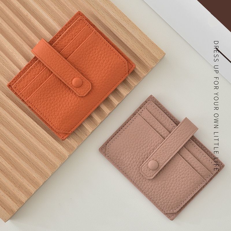 Textured Leather Card Holder Bowlift