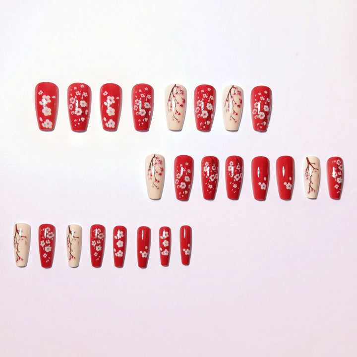 Artificial nails with blooming cherry blossom design Bowlift