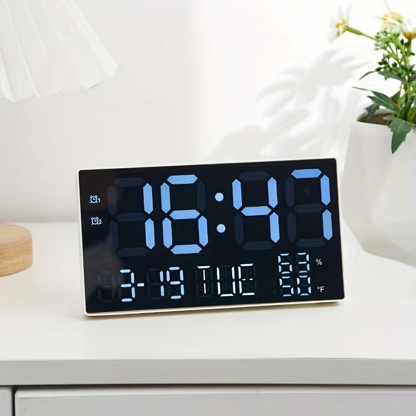Digital table clock Bowlift