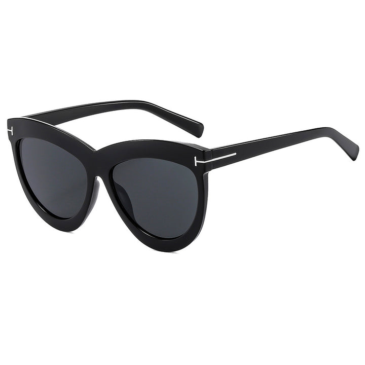 Stylish Cat-Eye Sunglasses with Slim Metal Accents Bowlift