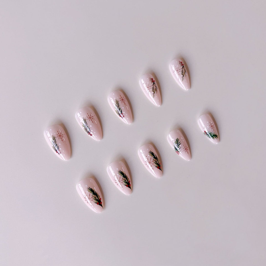 Artificial nail set with winter fir tree application Bowlift