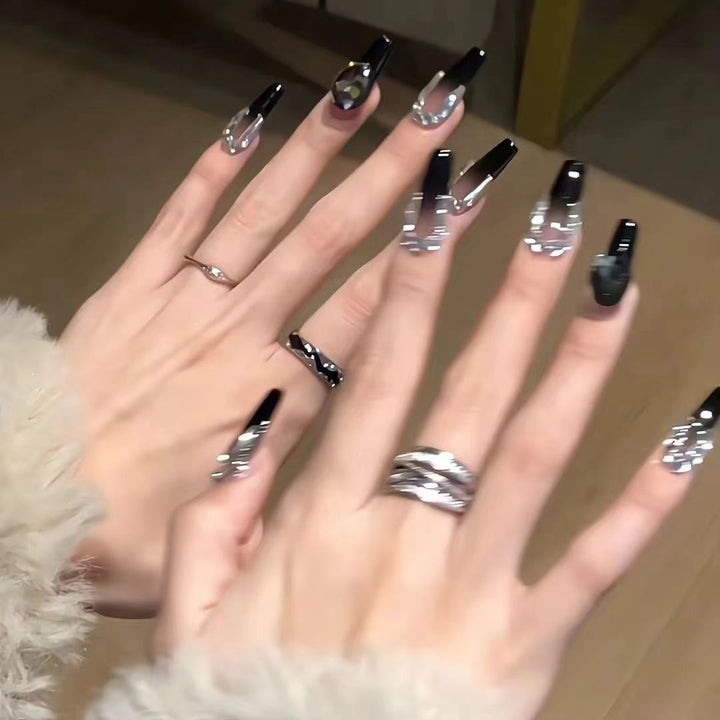 Artistic Floral-Embellished Press-On Nail Art Bowlift