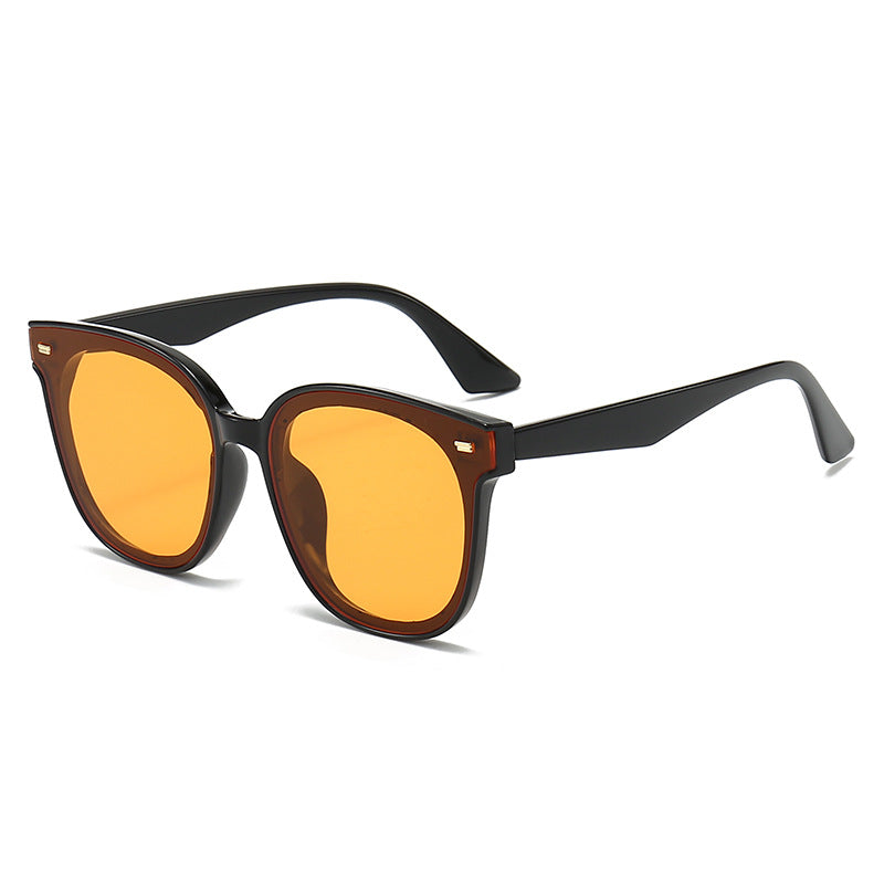 Trendy Angular Frame Sunglasses