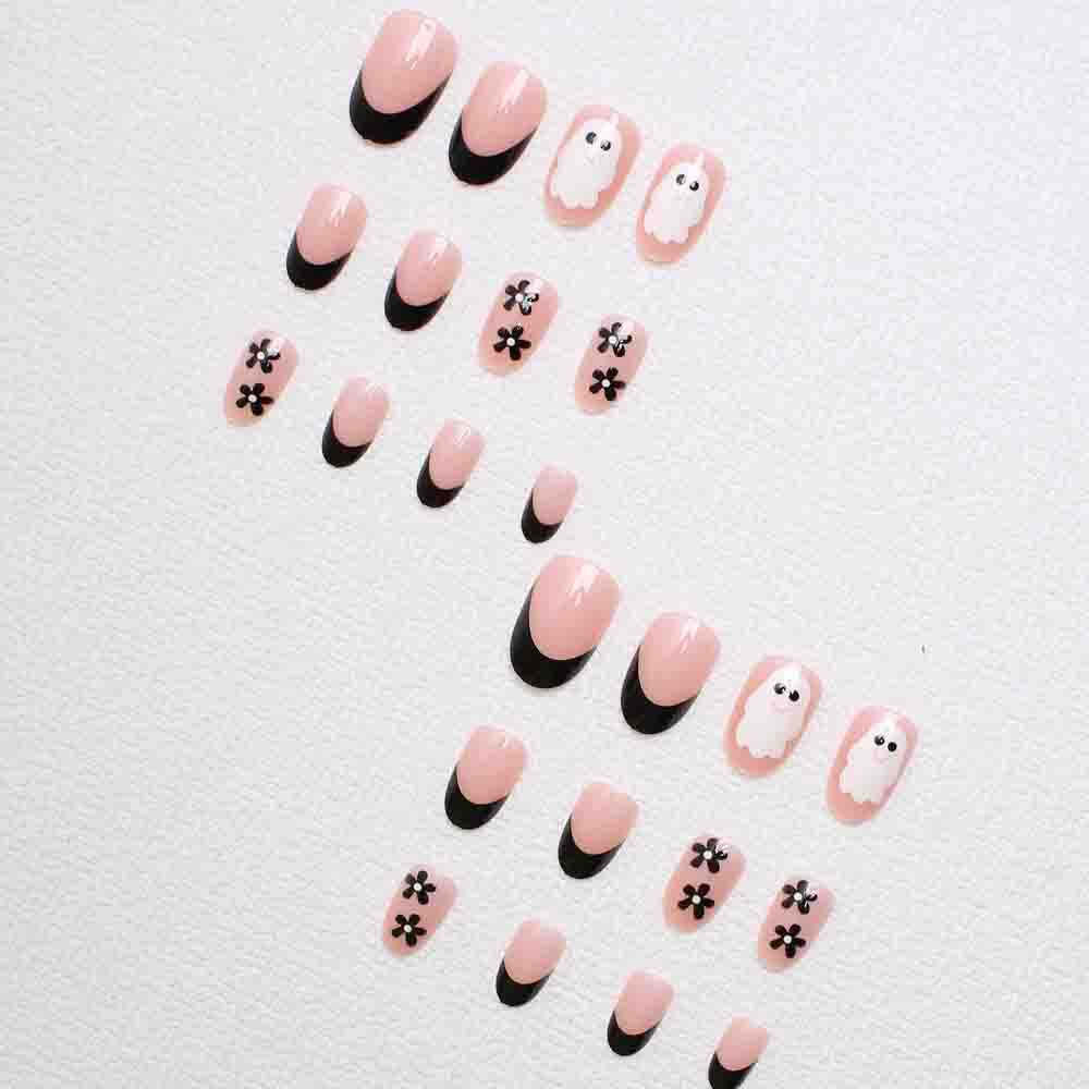 Artistic Halloween-Themed Press-On Nail Art Bowlift