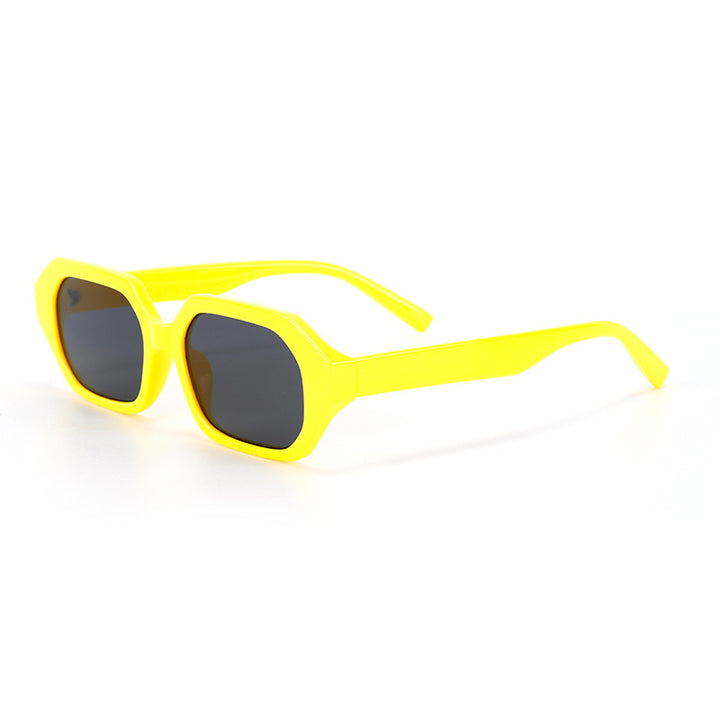 Ladies' striking sunglasses in modern design Bowlift