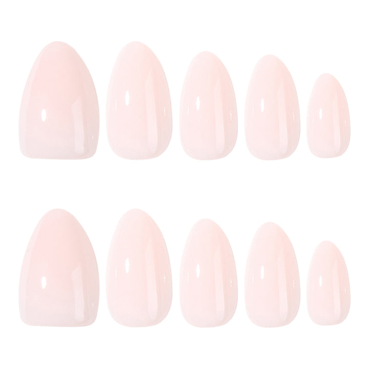Elegant Stiletto Nails in High-Quality Gel Finish Bowlift