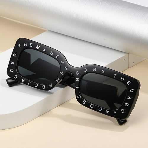 Women's fashionable square sunglasses with stylish metal embellishment Bowlift
