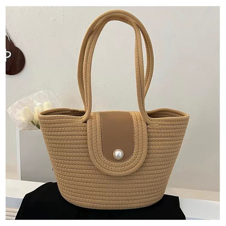 Fashionable basket bag with pearl clasp Bowlift