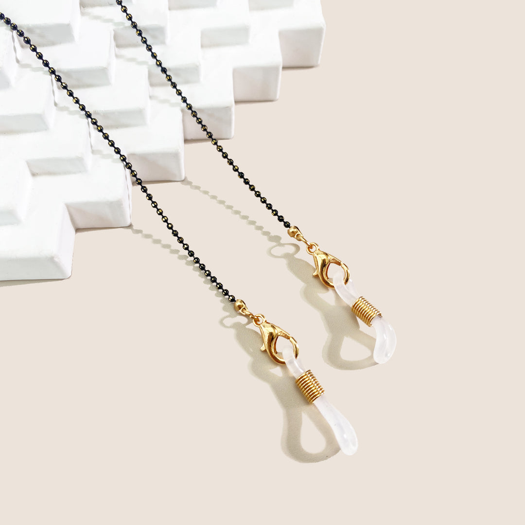 Beaded Eyewear Chain Bowlift