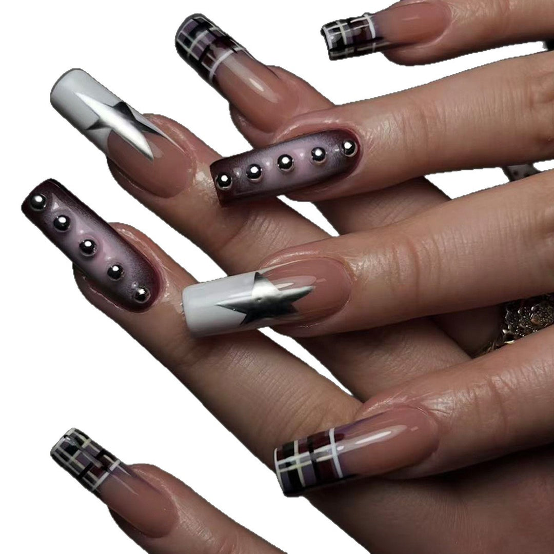 Artificial nails with elegant geometric design Bowlift