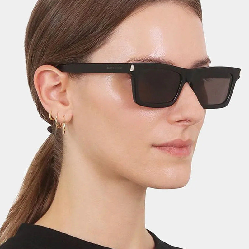 Women's square sunglasses with transparent lenses and stylish design Bowlift