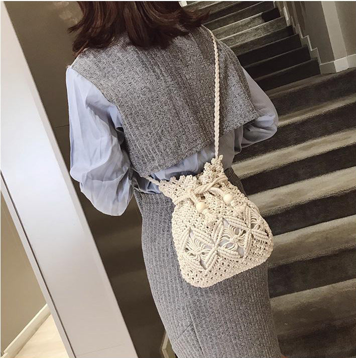 Hand-knotted flower basket bag Bowlift