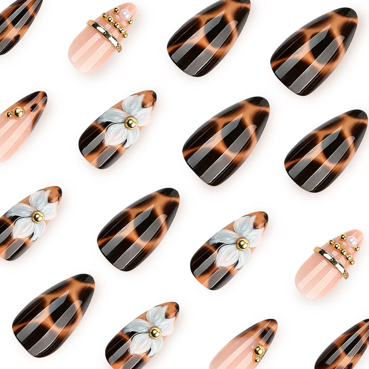 Artful stiletto nails with flower and leopard design Bowlift