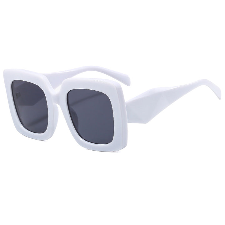 Women's oversized sunglasses in striking square design Bowlift