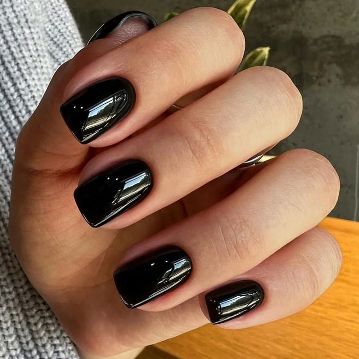 Acrylic nail set for well-groomed and elegant nails Bowlift