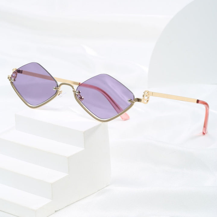 Women's fashionable square sunglasses with luxurious metal frame Bowlift