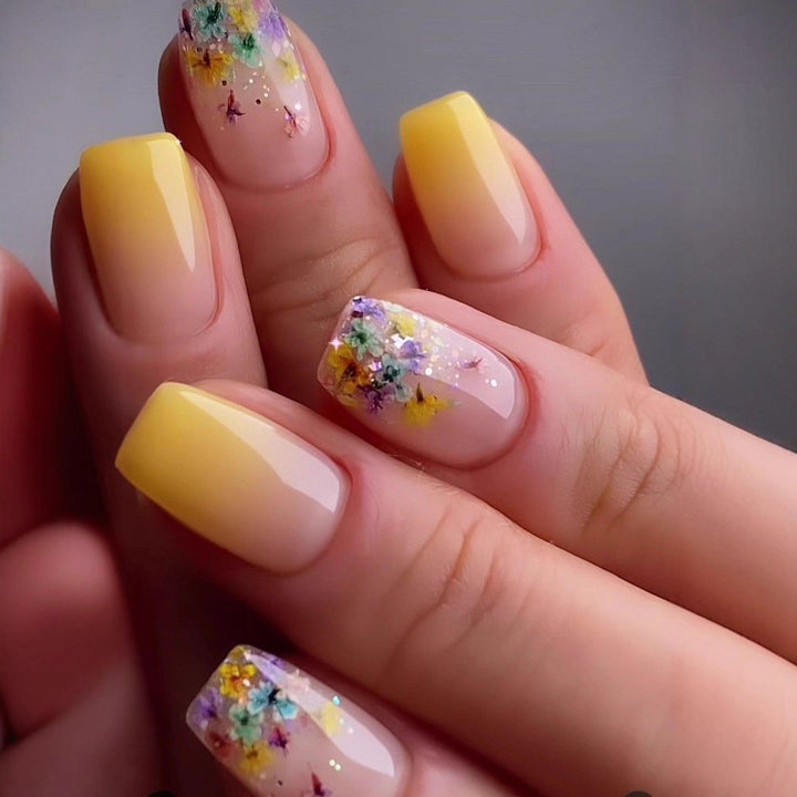 Creative Nail Art with Exotic Leaf Design Bowlift