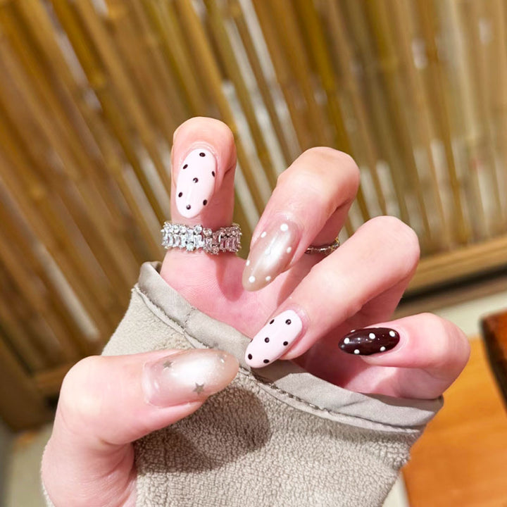 Whimsical Bunny-Themed Press-On Nail Art Set Bowlift