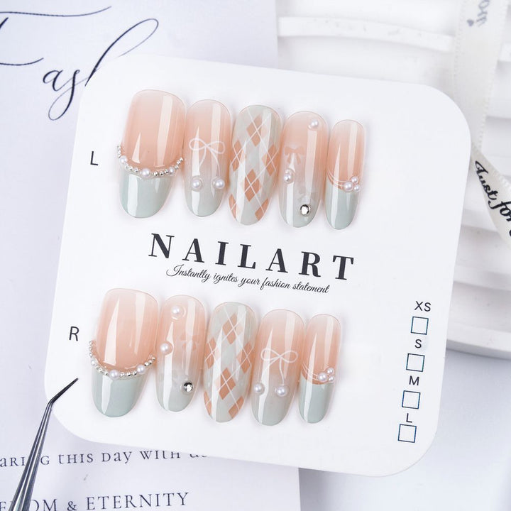 Artistic Press-On Nail Set Bowlift