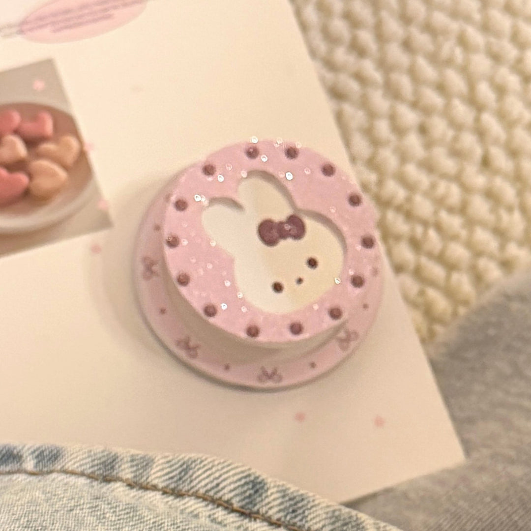 Playful cosmetics case in hare design Bowlift
