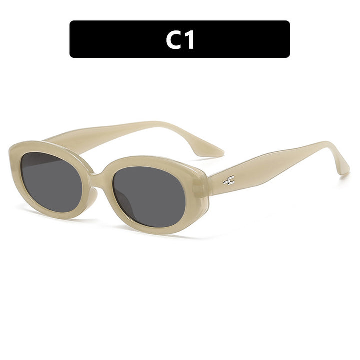 Women's fashionable sunglasses in elegant playful design Bowlift