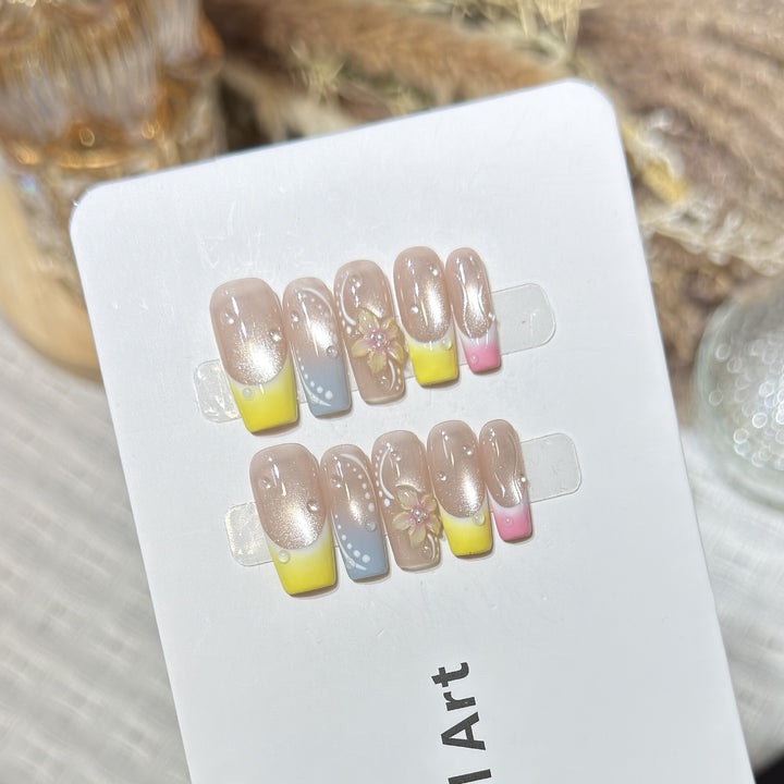Artistic Floral Design Press-On Nail Set Bowlift