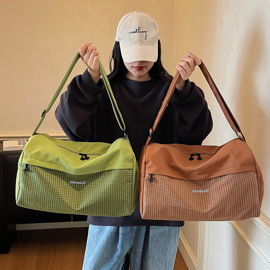 Waterproof Multi-Pocket Gym Duffle Bowlift