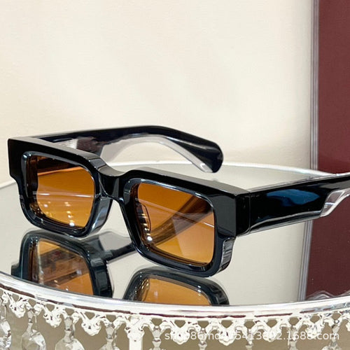 Ladies fashionable sunglasses in stylish block frame design Bowlift