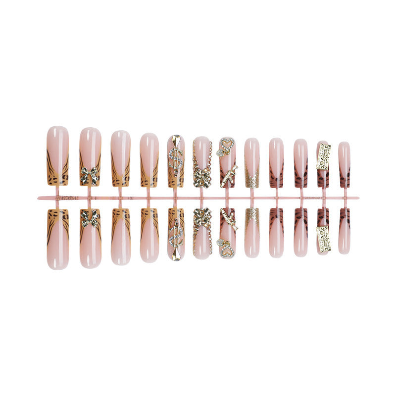 Nail art set with elegant decor and glitter Bowlift