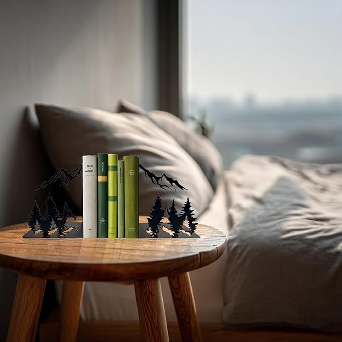 Mountain-Themed Bookend