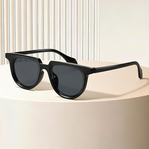 Retro-Inspired Clear Frame Sunglasses Bowlift