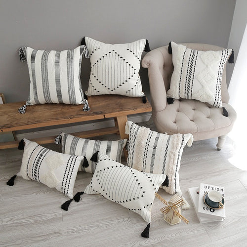 Women's Decorative Pillowcase with Textured Design Bowlift