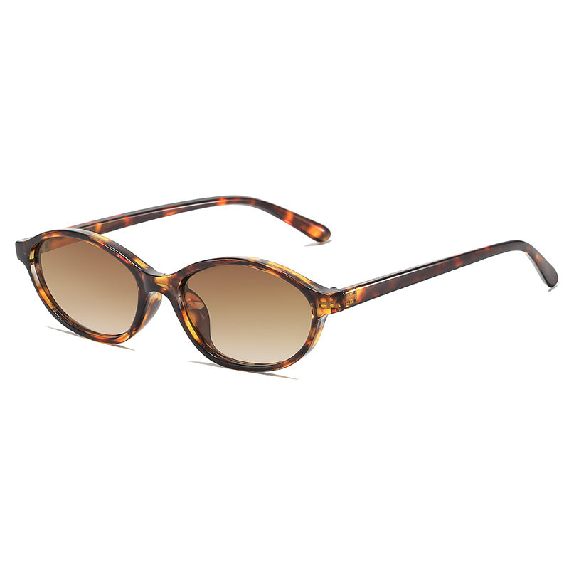 Elegant Vintage-Inspired Oval Sunglasses Bowlift