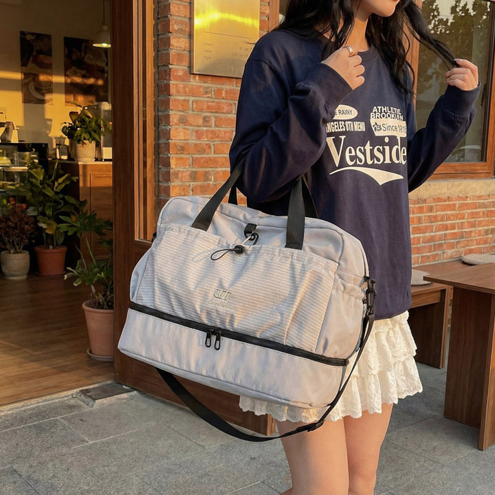 Versatile Travel Duffel Bag with Multiple Pockets Bowlift