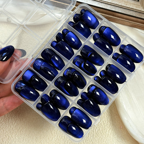 Glossy Stiletto-Shaped Press-On Nail Set Bowlift